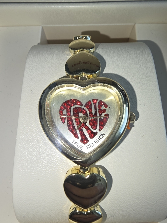 True Religion Gold Heart ❤️ Bracelet Watch - Red Accent Dial, Brand New in Box! main image 5